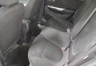Подержанный автомобиль Kia Rio Hatchback 2014 года (10 фото)