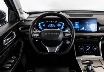 Подержанный автомобиль Exeed VX 2023 года (12 фото)