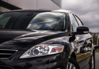 Подержанный автомобиль Ford Mondeo Sedan 2014 года (2 фото)