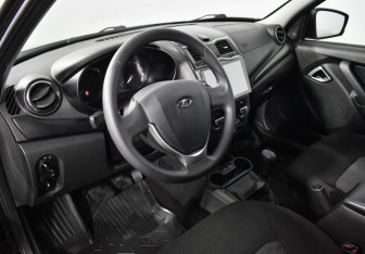 Подержанный автомобиль LADA (ВАЗ) Granta Liftback 2022 года (9 фото)