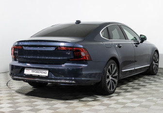 Подержанный автомобиль Volvo S90 2020 года (5 фото)