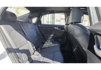 Новый Kia K3 Sedan 2025 (14 фото)