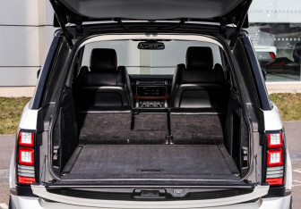 Подержанный автомобиль Land Rover Range Rover 2016 года (33 фото)