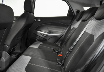 Подержанный автомобиль Ford EcoSport 2018 года (12 фото)