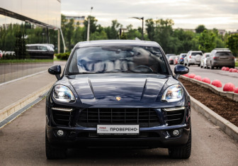 Подержанный автомобиль Porsche Macan 2016 года (4 фото)
