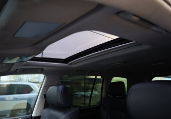 Подержанный автомобиль Lexus LX 2016 года (24 фото)