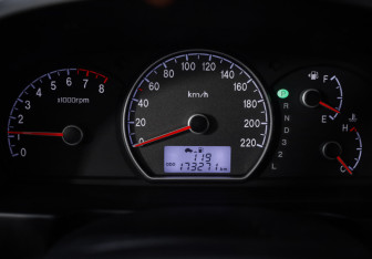 Подержанный автомобиль Hyundai Elantra Sedan 2008 года (12 фото)