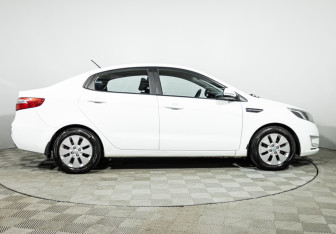 Подержанный автомобиль Kia Rio Sedan 2014 года (4 фото)