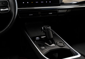 Подержанный автомобиль Haval H3 2024 года (14 фото)