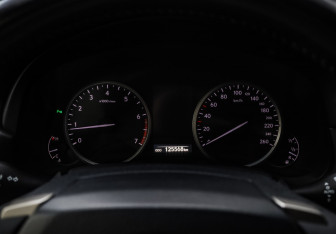 Подержанный автомобиль Lexus NX 2016 года (13 фото)