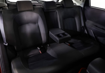 Подержанный автомобиль Nissan Qashqai 2011 года (24 фото)