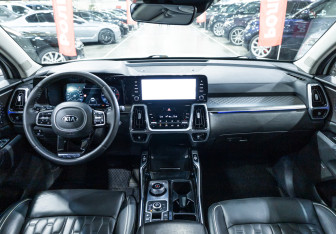 Подержанный автомобиль Kia Sorento 2020 года (15 фото)