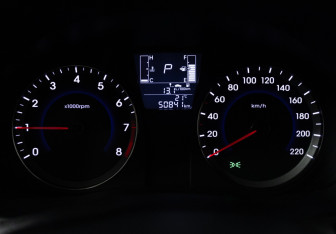 Подержанный автомобиль Hyundai Solaris Hatchback 2016 года (12 фото)