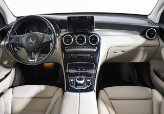 Подержанный автомобиль Mercedes-Benz GLC Coupe 2016 года (13 фото)