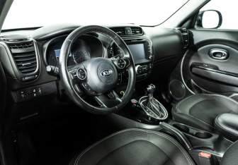 Подержанный автомобиль Kia Soul 2018 года (11 фото)