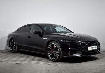 Подержанный автомобиль Audi A7 2024 года (3 фото)