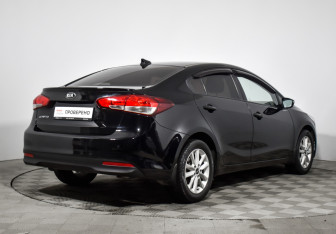 Подержанный автомобиль Kia Cerato Sedan 2018 года (5 фото)