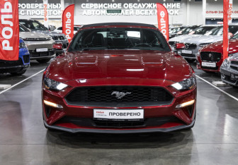 Подержанный автомобиль Ford Mustang Convertible 2019 года (5 фото)