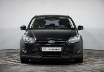 Подержанный автомобиль Ford Focus Hatchback 2012 года (2 фото)