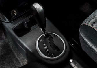 Подержанный автомобиль Suzuki SX4 Hatchback 2006 года (11 фото)