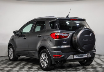 Подержанный автомобиль Ford EcoSport 2017 года (7 фото)