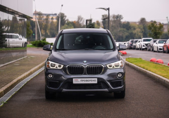 Подержанный автомобиль BMW X1 2018 года (4 фото)