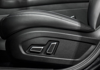 Подержанный автомобиль Evolute i-SPACE 2024 года (12 фото)