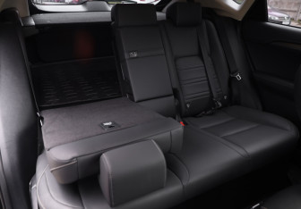 Подержанный автомобиль Lexus NX 2020 года (26 фото)