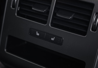 Подержанный автомобиль Land Rover Range Rover Sport 2020 года (32 фото)
