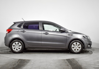 Подержанный автомобиль Kia Rio Hatchback 2017 года (4 фото)