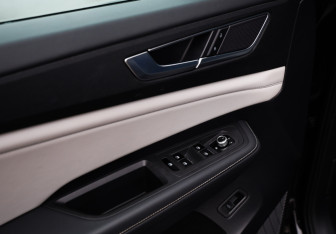 Подержанный автомобиль Volkswagen Teramont 2021 года (26 фото)