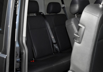 Подержанный автомобиль Volkswagen Caravelle 2020 года (12 фото)