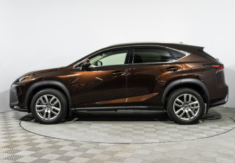 Подержанный автомобиль Lexus NX 2019 года (8 фото)