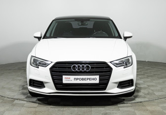 Подержанный автомобиль Audi A3 Sedan 2018 года (2 фото)