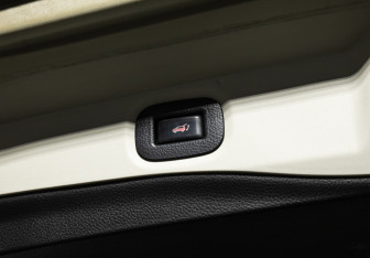 Подержанный автомобиль Nissan X-Trail 2018 года (20 фото)