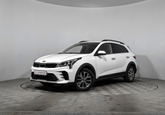 Подержанный автомобиль Kia Rio Hatchback 2021 года (1 фото)