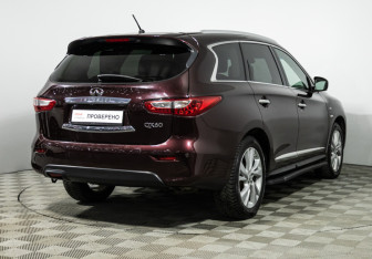 Подержанный автомобиль Infiniti QX60 2014 года (5 фото)