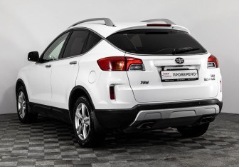 Подержанный автомобиль FAW Besturn X80 2017 года (7 фото)