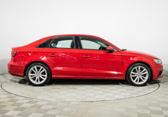 Подержанный автомобиль Audi A3 Sedan 2015 года (4 фото)