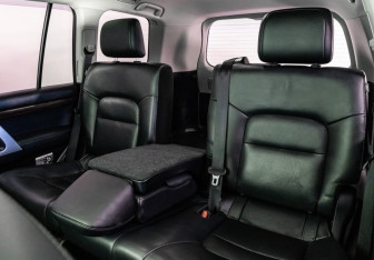 Подержанный автомобиль Toyota Land Cruiser Suv 2016 года (31 фото)