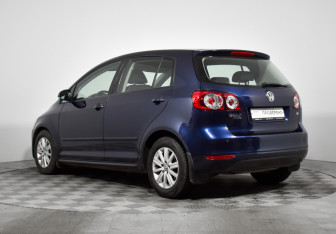Подержанный автомобиль Volkswagen Golf Plus 2013 года (7 фото)