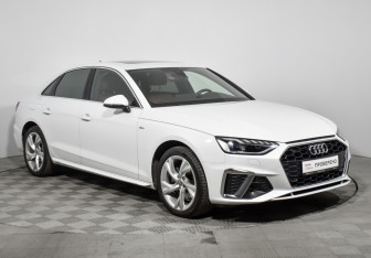 Подержанный автомобиль Audi A4 Sedan 2020 года (3 фото)