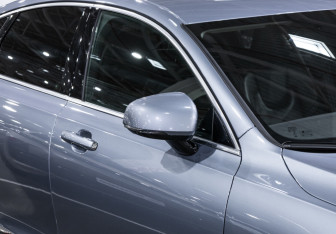 Подержанный автомобиль Volvo S90 2017 года (11 фото)