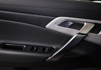 Подержанный автомобиль Geely Atlas 2019 года (23 фото)