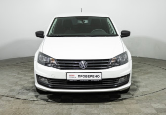 Подержанный автомобиль Volkswagen Polo Sedan 2019 года (2 фото)