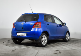 Подержанный автомобиль Toyota Yaris Hatchback 2007 года (5 фото)