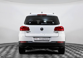 Подержанный автомобиль Volkswagen Tiguan 2015 года (6 фото)