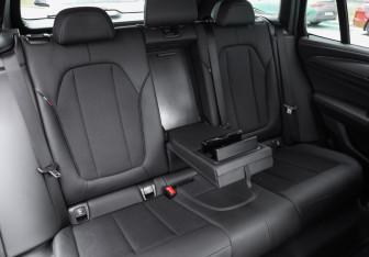 Подержанный автомобиль BMW X3 2020 года (31 фото)