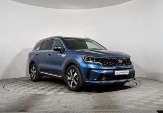 Подержанный автомобиль Kia Sorento 2021 года (3 фото)