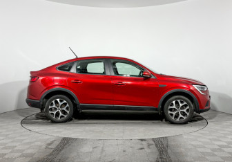 Подержанный автомобиль Renault Arkana 2021 года (4 фото)